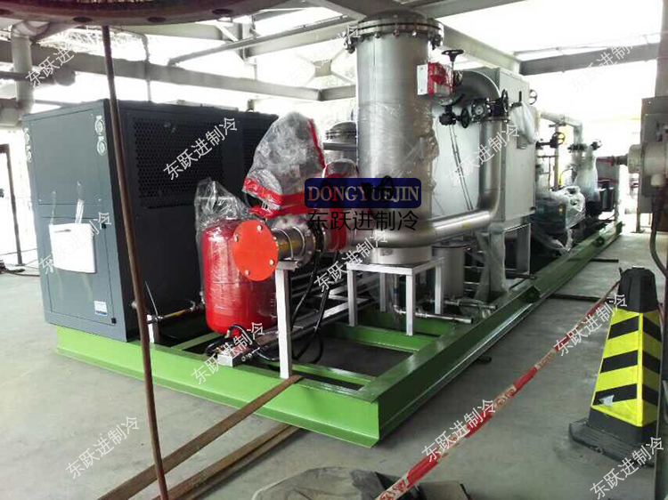 風(fēng)冷箱式低溫冷水機 風(fēng)冷箱式低溫冷水機